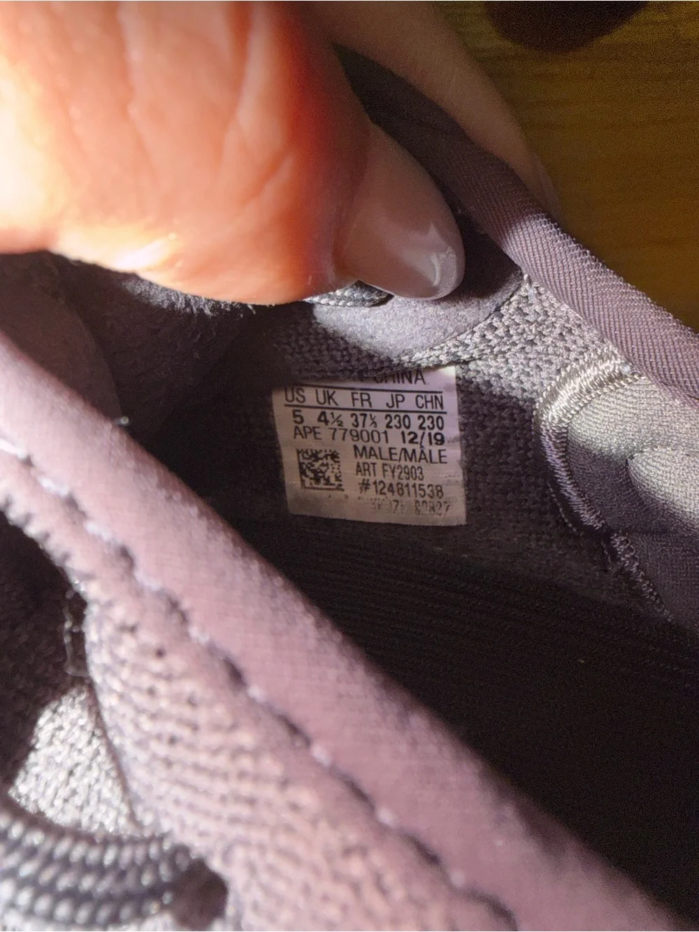 Adidas Yeezy Boost 350 V2 ‘Onyx’ (2022) | SKU: HQ4540 | Size 5